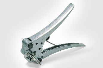 Pinces pour manchons et passe-fils