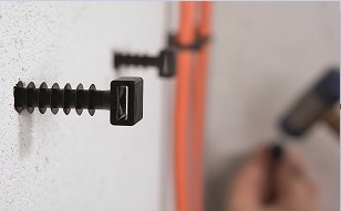 LOK pour la gestion des câbles murale : compatible à l'intérieur comme à l'extérieur.