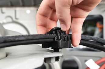 Bride Ratchet P-Clamp In-Line