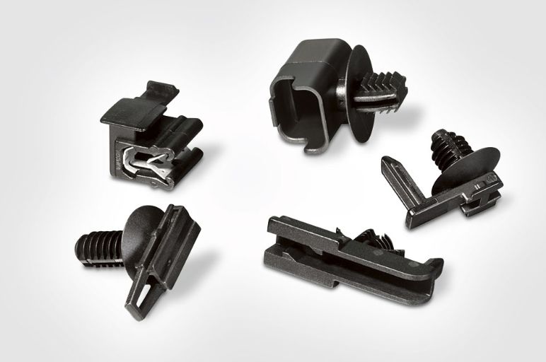 Clips pour connecteur