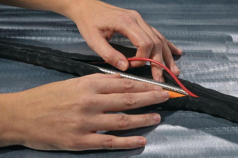 Helagaine Twist-In, gaine auto-enveloppante en polyester