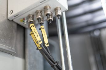 Repère de câbles pour marquage industriel résistant aux UV