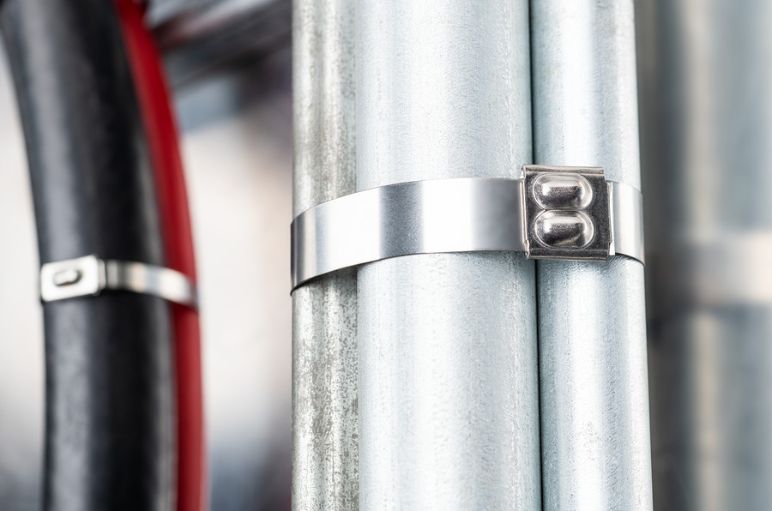 Colliers métalliques en acier inoxydable MBT