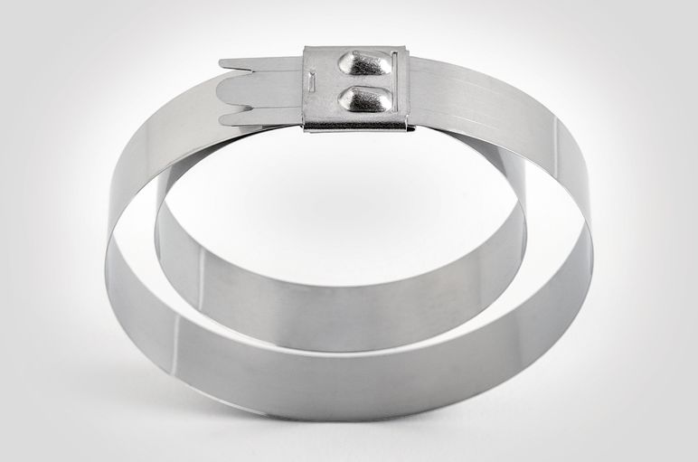 Colliers de serrage métalliques et attache câble pour pour les environnements difficiles
