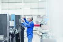 Suivi RFID pour la gestion des stocks